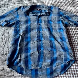 Quiksilver Men's Gray and Blue Checkered Shirt
